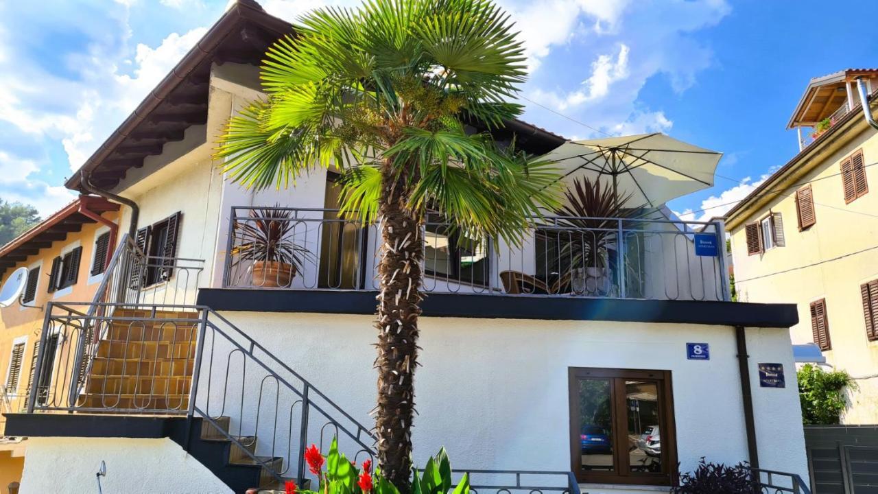 Apartment Gasparac - 30 Meters From The Beach Ika Buitenkant foto