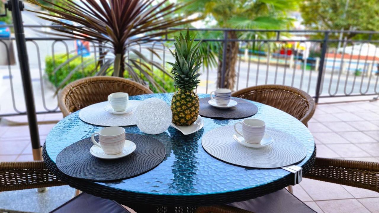 Apartment Gasparac - 30 Meters From The Beach Ika Buitenkant foto